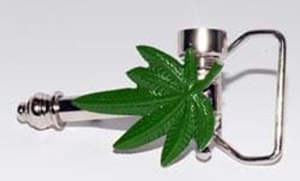 Cannabis Leaf Beltbuckle Pipe